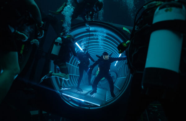 Tom Cruise fala sobre gravações embaixo d’água em novo vídeo de bastidores de ‘Missão: Impossível – O Acerto Final’