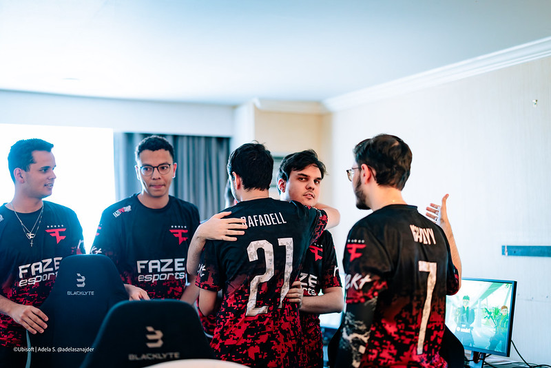 FaZe Clan enfrenta Team Falcons nas quartas de final do Major de Rainbow Six Siege